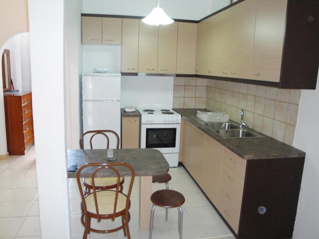 Paschos Rooms Sívota Cameră foto